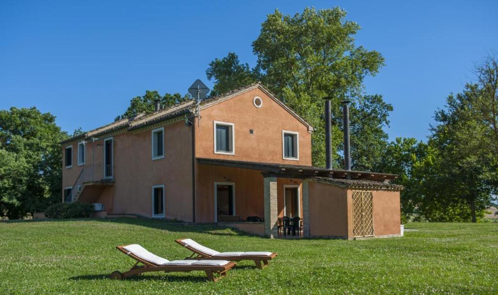 Agriturismo La Sorgente Camerano Luaran gambar